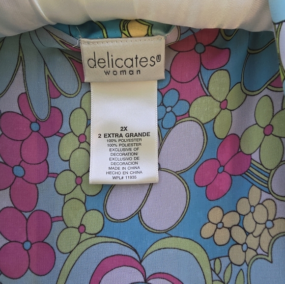 Delicates Floral Rob Size 2X - Picture 2 of 3
